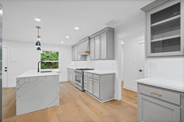 11 Schwaemmle Drive, Mobile, AL 36608