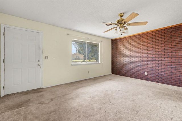 7721 NW 30th Street, Bethany, OK 73008