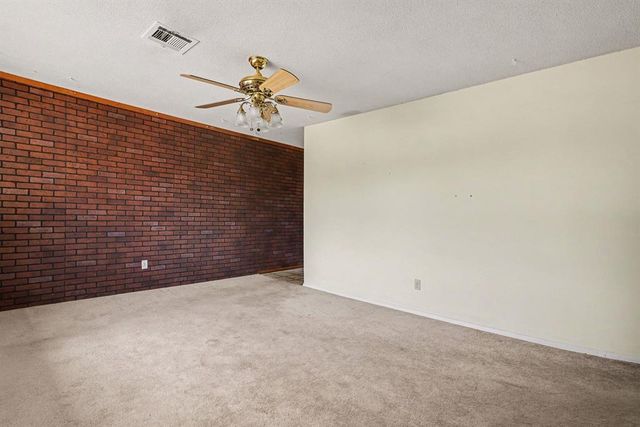 7721 NW 30th Street, Bethany, OK 73008