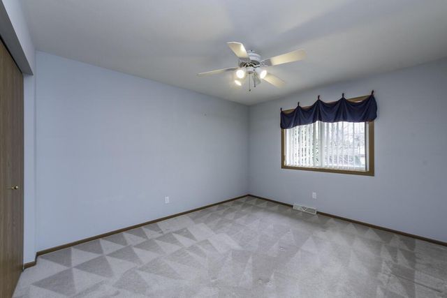 9950 11th AVENUE, Pleasant Prairie, WI 53158