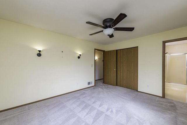 9950 11th AVENUE, Pleasant Prairie, WI 53158