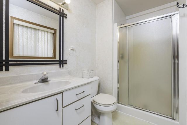 9950 11th AVENUE, Pleasant Prairie, WI 53158