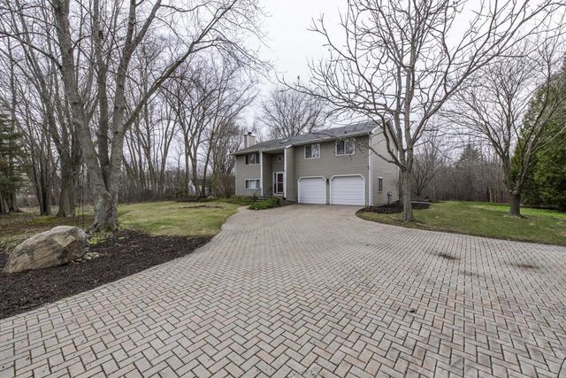 9950 11th AVENUE, Pleasant Prairie, WI 53158