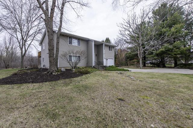 9950 11th AVENUE, Pleasant Prairie, WI 53158