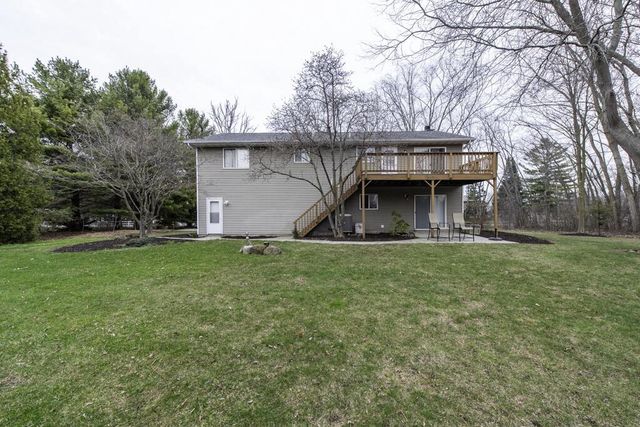 9950 11th AVENUE, Pleasant Prairie, WI 53158