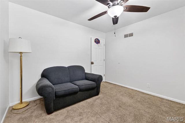 4833 Mattis Road, Unincorporated, MO 63128