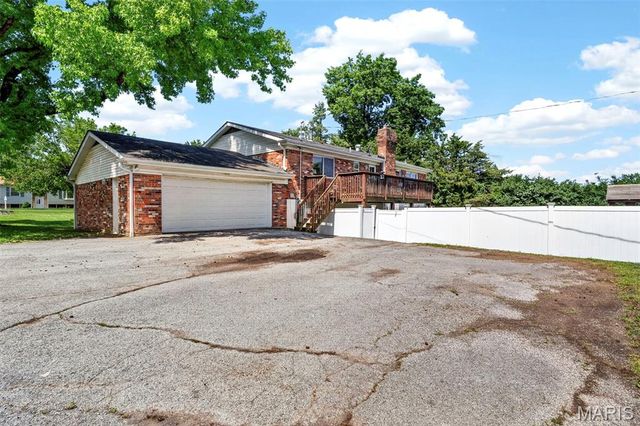 4833 Mattis Road, Unincorporated, MO 63128
