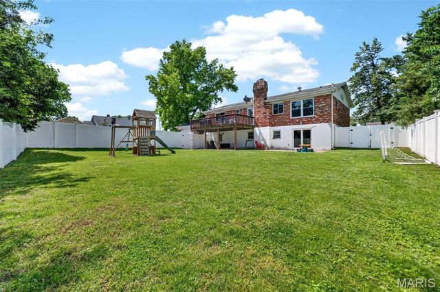 4833 Mattis Road, Unincorporated, MO 63128