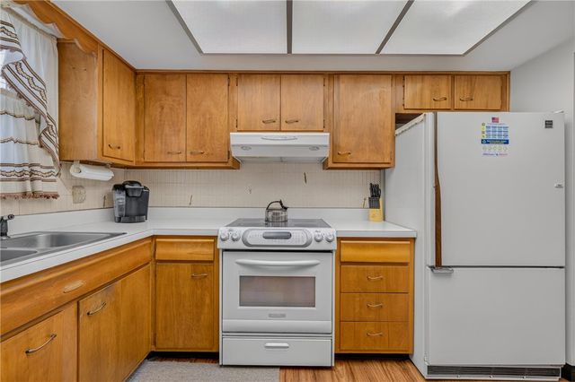 1407 East Livingston Street, Allentown City, PA 18109