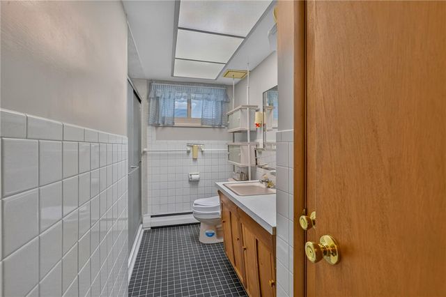 1407 East Livingston Street, Allentown City, PA 18109