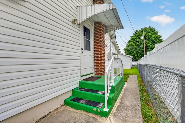 1407 East Livingston Street, Allentown City, PA 18109