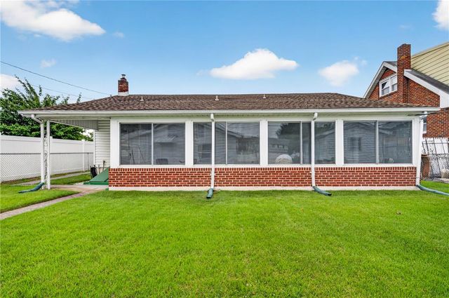 1407 East Livingston Street, Allentown City, PA 18109