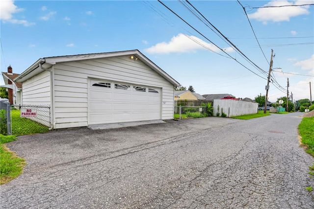 1407 East Livingston Street, Allentown City, PA 18109