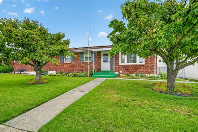 1407 East Livingston Street, Allentown City, PA 18109