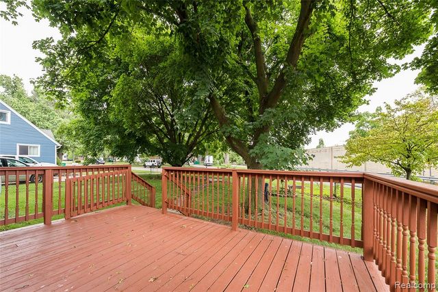 658 Kansas Avenue, Ypsilanti, MI 48198