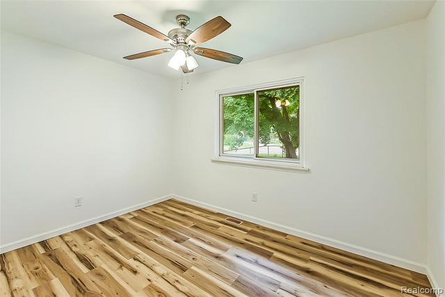 658 Kansas Avenue, Ypsilanti, MI 48198