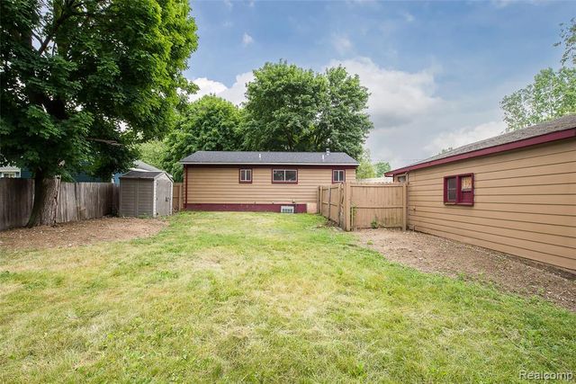 658 Kansas Avenue, Ypsilanti, MI 48198