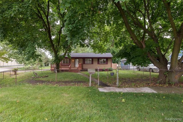 658 Kansas Avenue, Ypsilanti, MI 48198