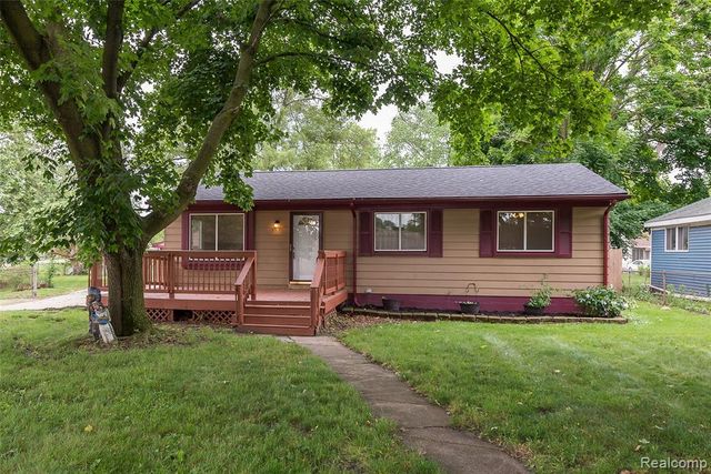 658 Kansas Avenue, Ypsilanti, MI 48198
