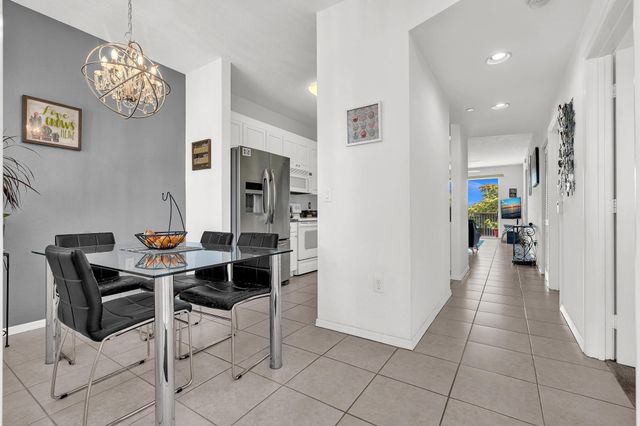 7735 Yardley Drive 305, Tamarac, FL 33321