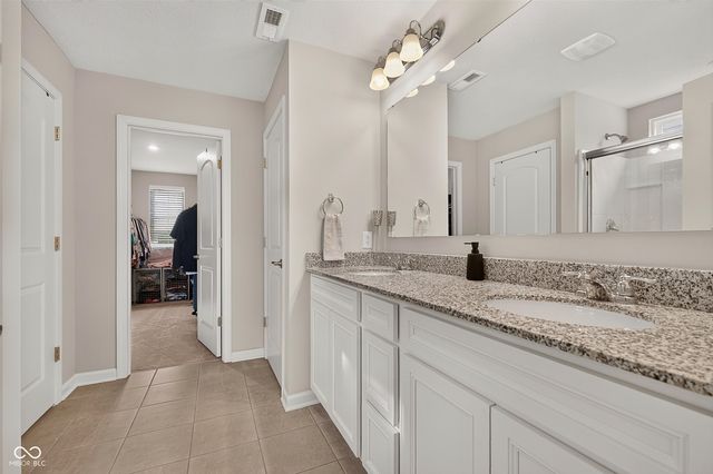 6779 Oakcrest Drive, Mccordsville, IN 46055