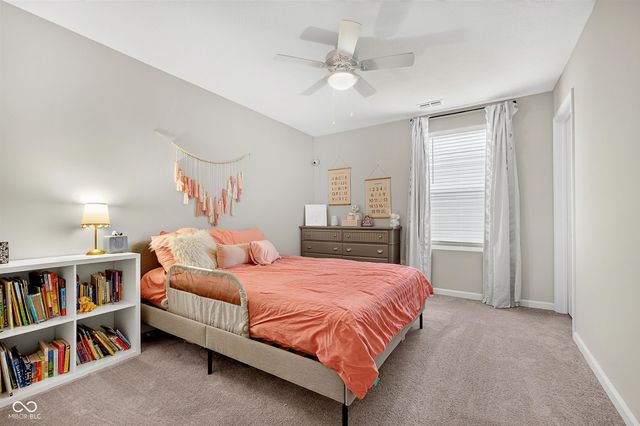 6779 Oakcrest Drive, Mccordsville, IN 46055
