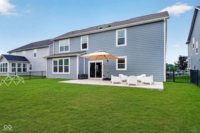 6779 Oakcrest Drive, Mccordsville, IN 46055