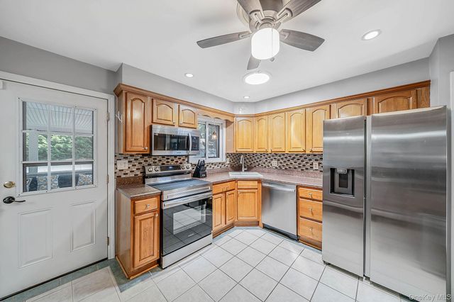 109 Midland Boulevard, Ronkonkoma, NY 11779