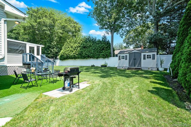 109 Midland Boulevard, Ronkonkoma, NY 11779