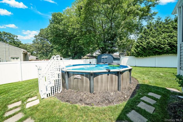 109 Midland Boulevard, Ronkonkoma, NY 11779