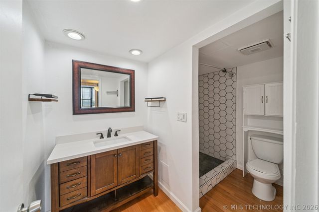 450 W 7th Street 607, Tulsa, OK 74119