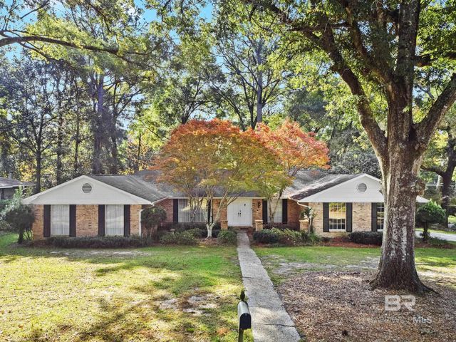 752 Evergreen Street, Fairhope, AL 36532