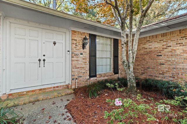 752 Evergreen Street, Fairhope, AL 36532