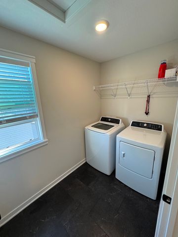 1189 NW Yorktown Drive, Waukee, IA 50263