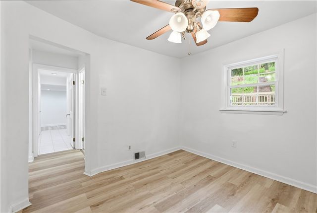 2830 Sussex Ave, Brookline, PA 15226