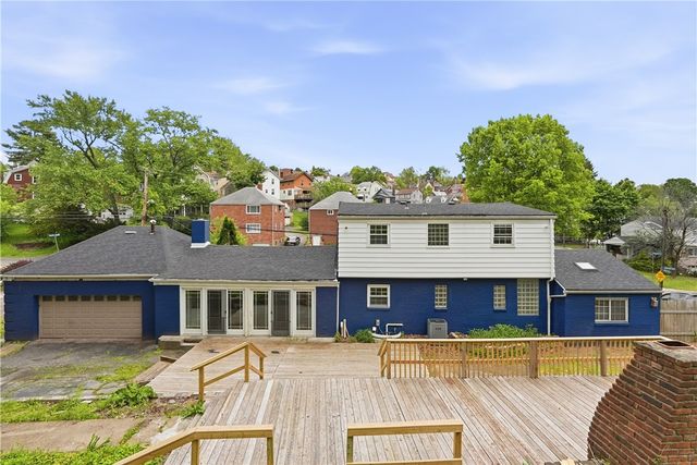 2830 Sussex Ave, Brookline, PA 15226