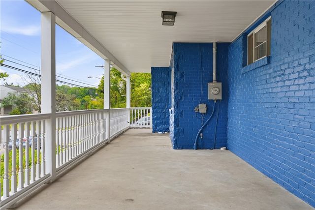 2830 Sussex Ave, Brookline, PA 15226