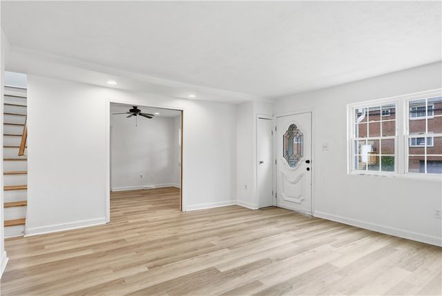 2830 Sussex Ave, Brookline, PA 15226