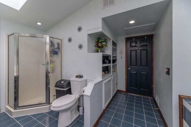 197 W Geneva Street, Williams Bay, WI 53191