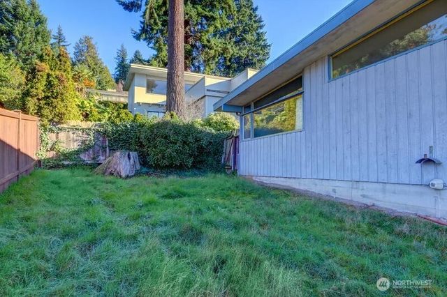 18822 Olympic View Drive, Edmonds, WA 98020