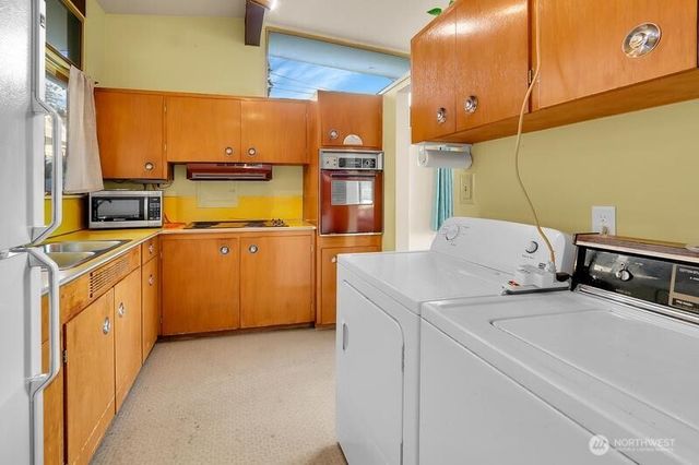 18822 Olympic View Drive, Edmonds, WA 98020