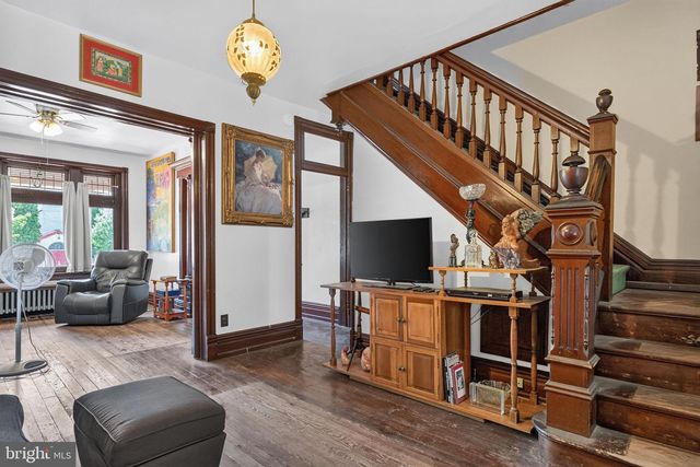 225 E MAIN ST, Kutztown, PA 19530