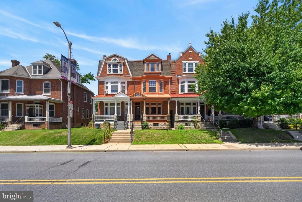 225 E MAIN ST, Kutztown, PA 19530