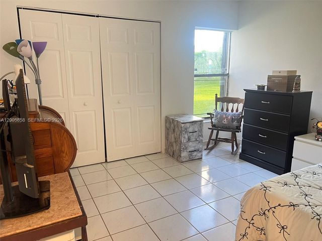 13240 SW 88th Ln 106-E, Miami, FL 33186