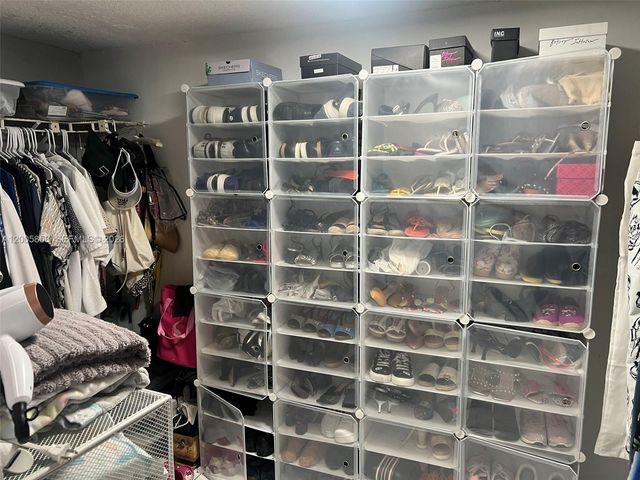 13240 SW 88th Ln 106-E, Miami, FL 33186