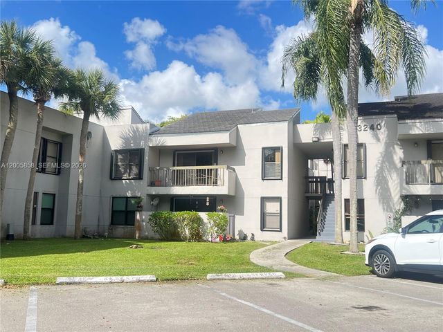 13240 SW 88th Ln 106-E, Miami, FL 33186