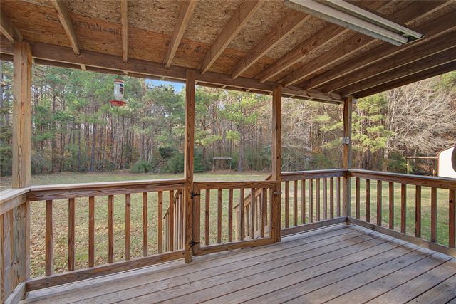 428 Cash Blackmon Road, Logansport, LA 71049