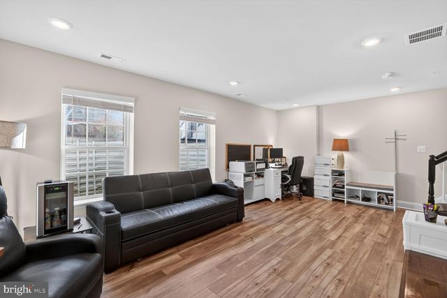 7208 CONLEY ALY, Sykesville, MD 21784