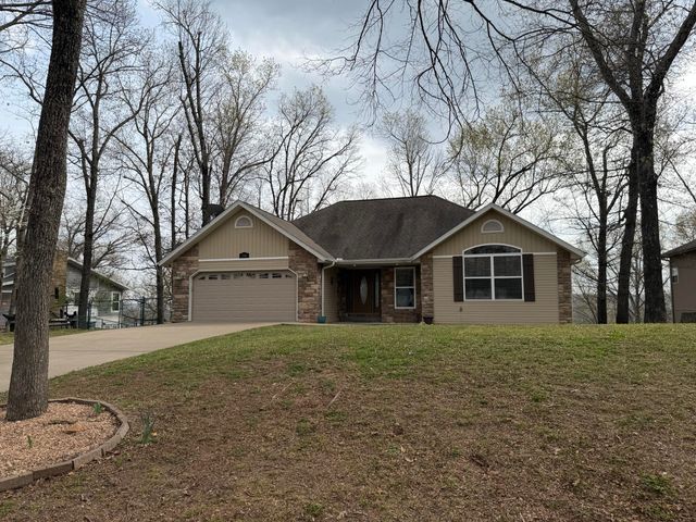 296 Lillian Lane, Kimberling City, MO 65686
