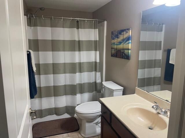 296 Lillian Lane, Kimberling City, MO 65686